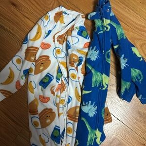 5t footed pajamas 
Dinos and breakfast